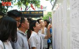 [ẢNH] Gần 95.000 thí sinh thi môn đầu tiên trong kỳ tuyển sinh vào lớp 10 tại Hà Nội